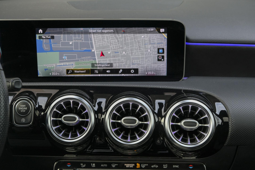 Mercedes-Benz A-Klasse A220 Benzine AMG 190pk 48960061-32.jpg | SVautos